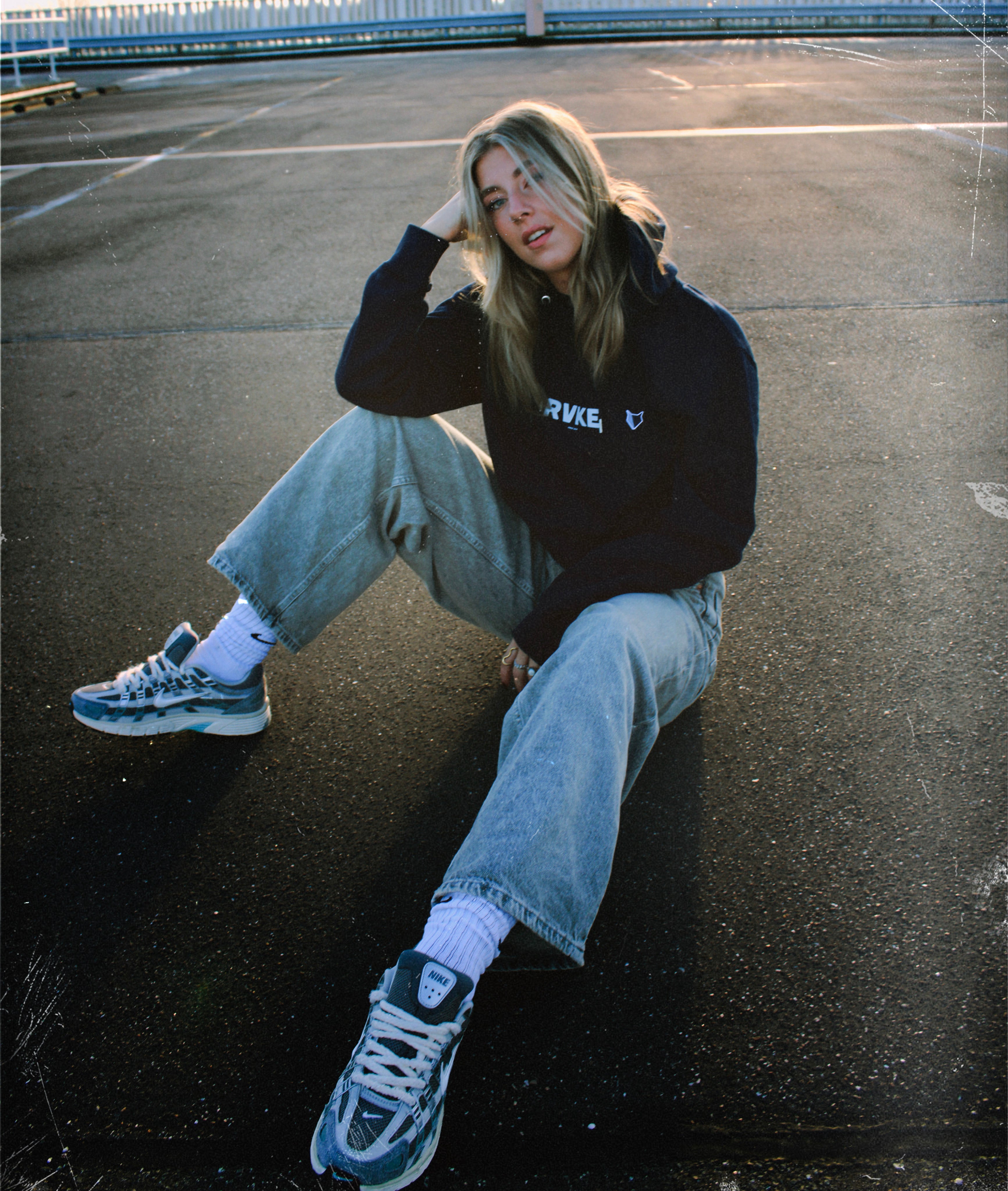Hooded Sweat Aleks Svenska Blau RVKE