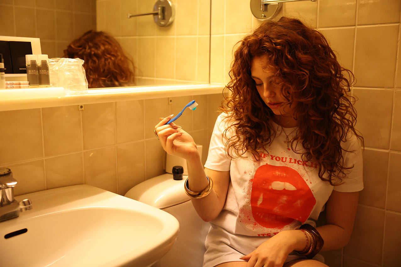 Rävke Tee white, If you lick it its yours