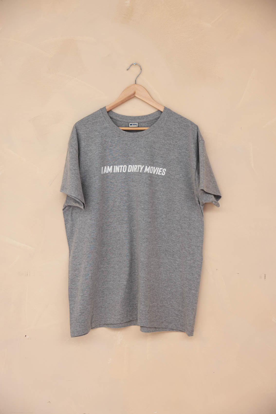 Rävke Tee heather grey, I am into dirty movies