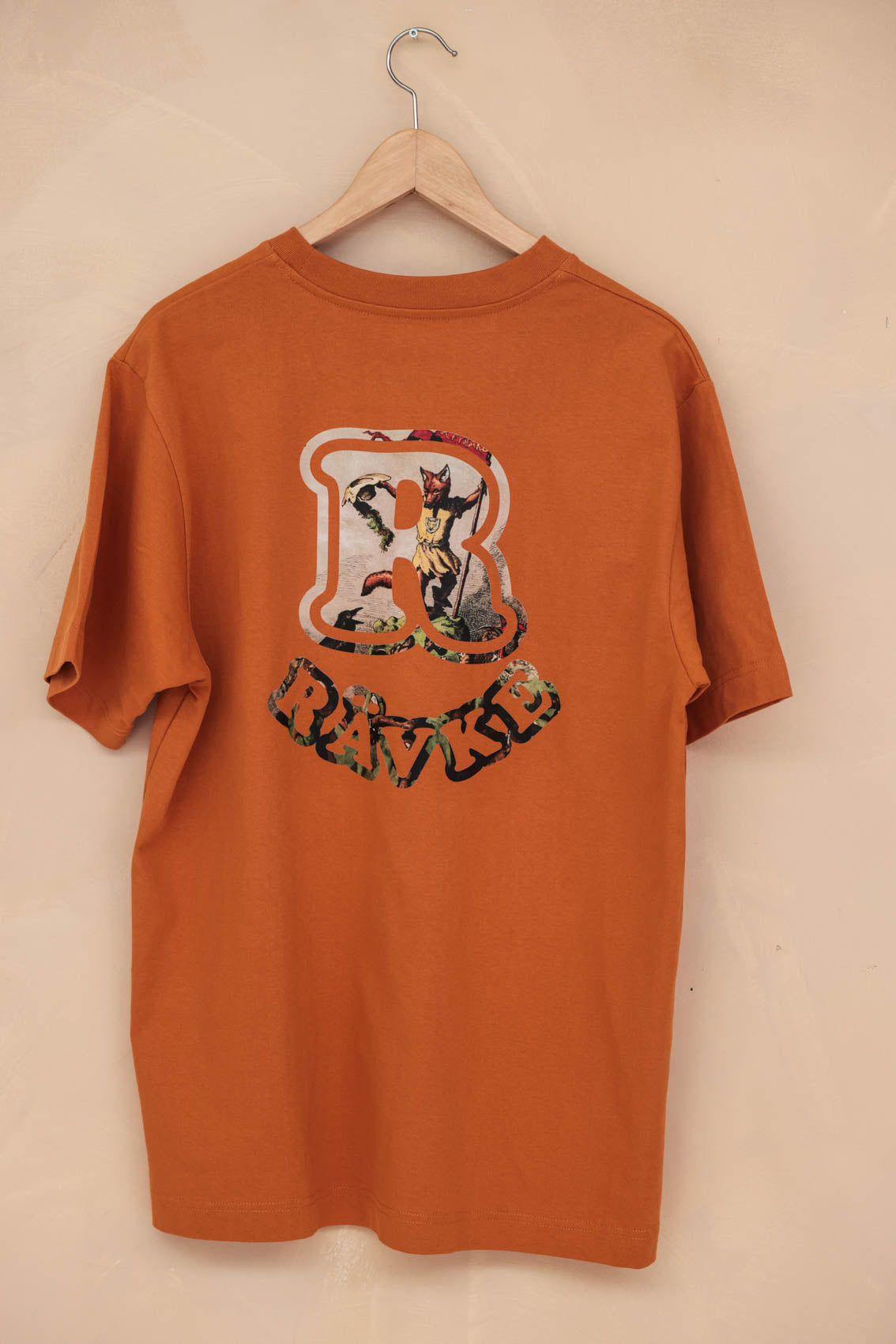 Rävke logo Tee Orange, Knight Fox