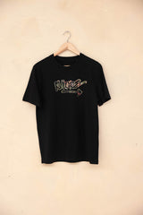 Rävke logo Tee Black, Written logo