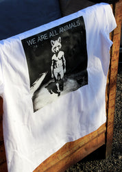 Rävke Tee white, We are all animals
